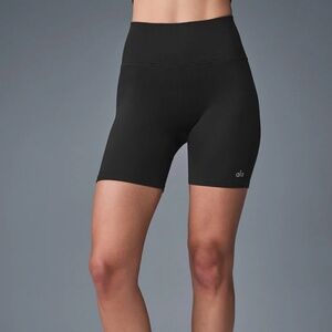 ALO Yoga 5" Seamless Ribbed Favorite Short Black